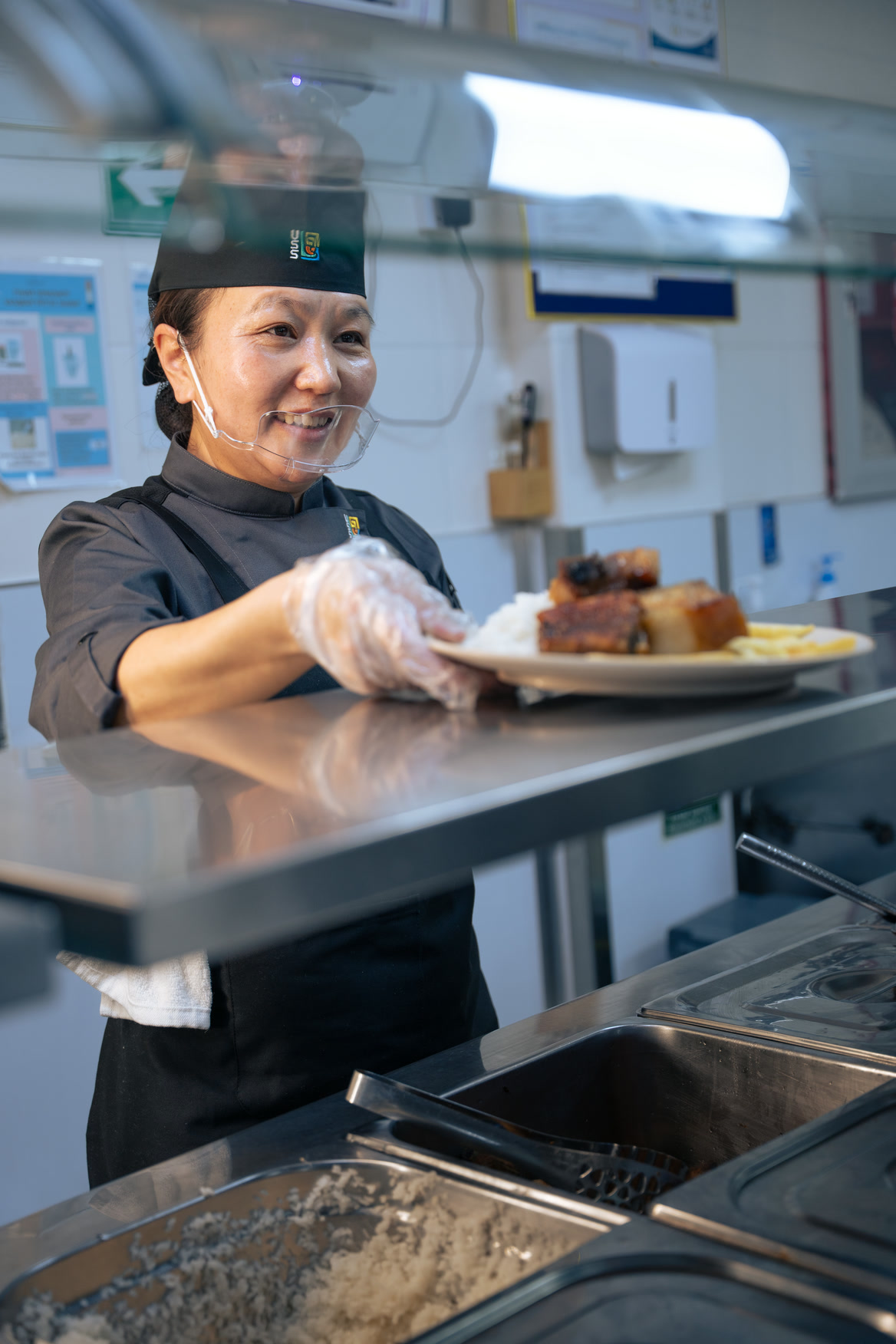 International-standard catering and food service